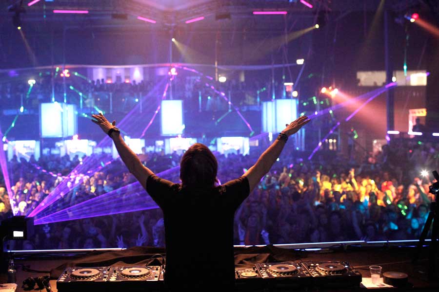 Top 10 DJ EDM Terbaik